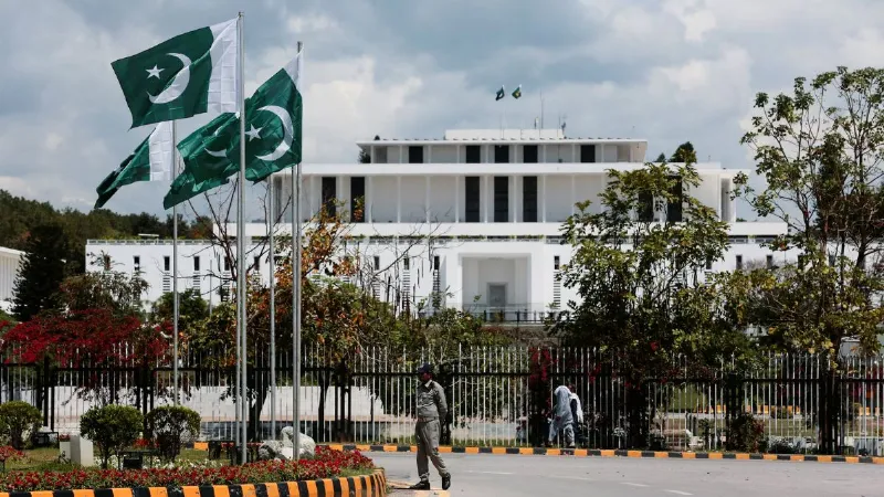 ईरान का यू-टर्न: पाकिस्तान में अमेरिका के साथ मीटिंग से किया इनकार, क्या टूट गई सीजफायर की उम्मीद?