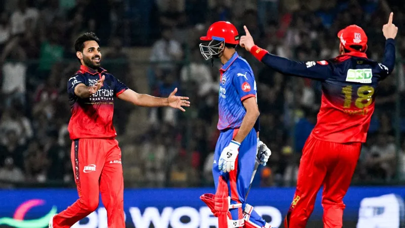 IPL 2026 Bhuvneshwar Kumar leads in the race for Purple Cap which batsman captured the Orange Cap