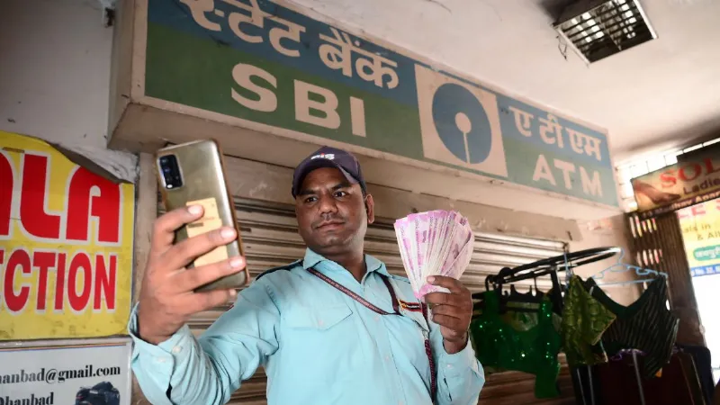 एसबीआई क्रेडिट कार्ड धारकों के लिए बड़ा अपडेट! 1 मई से लागू होंगे नए नियम, बढ़ सकता है खर्च