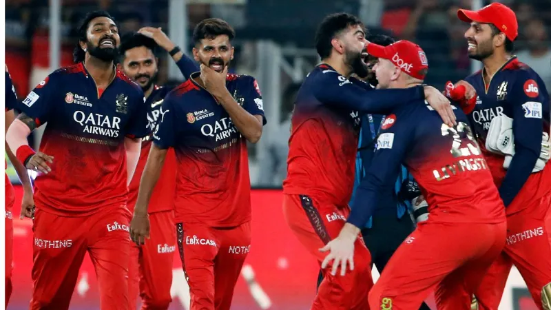 IPL 2026: बेंगलुरू नहीं... अब इस स्टेडियम में होगा फाइनल, प्लेऑफ के वेन्यू को लेकर भी आया अपडेट