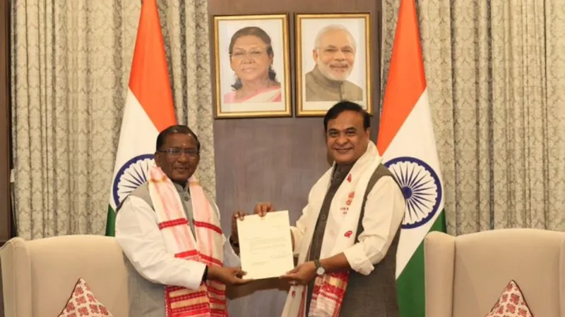 लोकभवन जाकर हिमंत बिस्वा सरमा ने मुख्यमंत्री पद से दिया इस्तीफा, जानें कब होगा नई सरकार का गठन