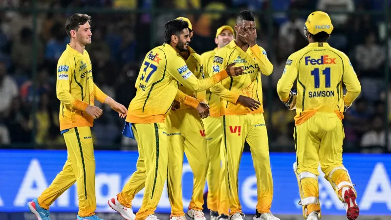 IPL 2026: चेन्नई सुपर किंग्स के लिए प्लेऑफ की राह कैसे हुई आसान? समझें पूरा समीकरण