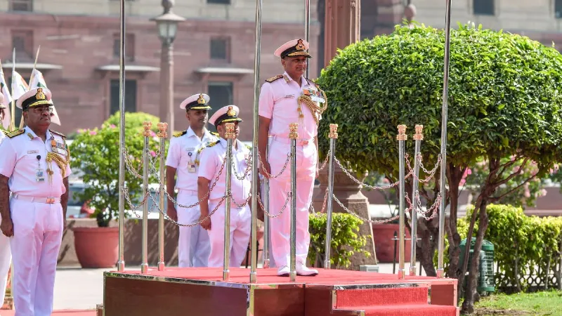 New Navy Chief: वाइस एडमिरल कृष्णा स्वामीनाथन होंगे नए नेवी चीफ, कब से संभालेंगे नौसेना प्रमुख की कमान?