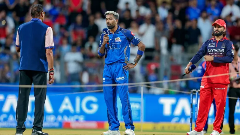 RCB vs MI: रायपुर में 10 साल बाद IPL का मैच, डबल हेडर में बेंगलुरु-मुंबई की भिड़ंत, जानें पिच रिपोर्ट