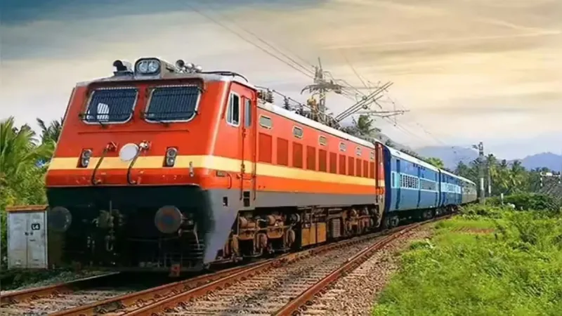 रेलवे में नौकरी का सपना देख रहे युवाओं के लिए खुशखबरी, बंपर पदों पर निकली वैकेंसी, पढ़ें सारी डिटेल