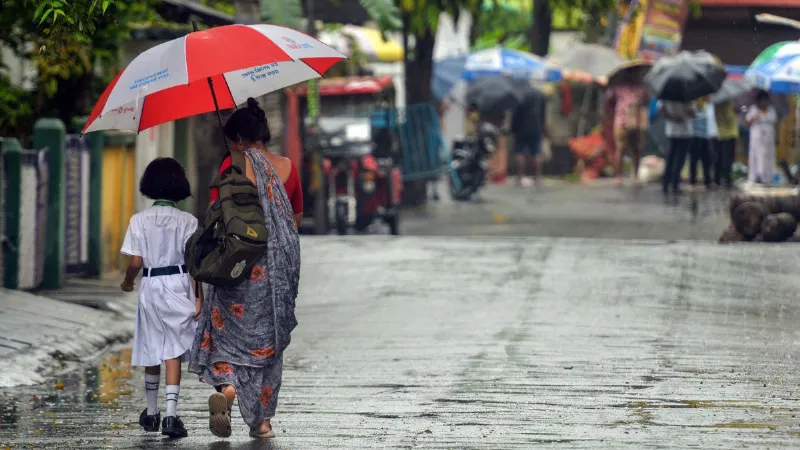 Weather Update: तेज हवाएं, बारिश और ओलावृष्टि... कई राज्यों में बिगड़ेगा मौसम का मिजाज, अलर्ट जारी