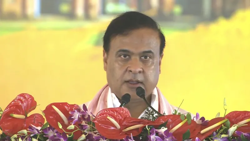 असम में नई सरकार का शपथ ग्रहण, हिमंता बिस्वा सरमा की लगातार दूसरी बार हुई ताजपोशी, 4 MLAs भी बने मंत्री