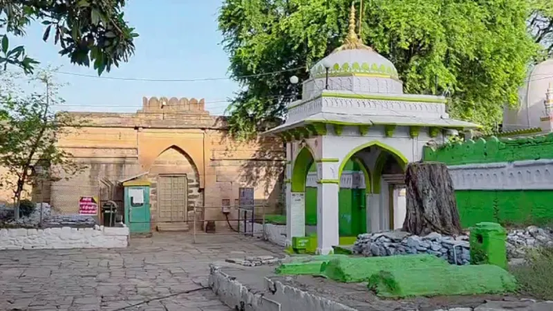 हवनकुंड से देवी-देवताओं की आकृतियों तक... भोजशाला में ऐसे चौंकाने वाले प्रमाण, जिसने हिंदू पक्ष को दिलाई जीत