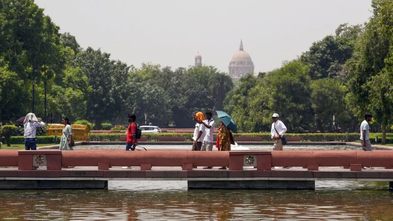 Delhiites should be alert a scorching heat is about to hit keep these things in mind