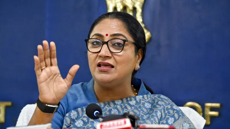दिल्ली में राशन कार्ड नियमों में बड़ा बदलाव, अब 1.20 लाख आय वाले परिवारों को भी मिलेगा लाभ