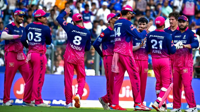 IPL 2026: मुंबई इंडियंस को रौंद कर प्लेऑफ में पहुंची राजस्थान रॉयल्स, आर्चर ने लूटी महफिल