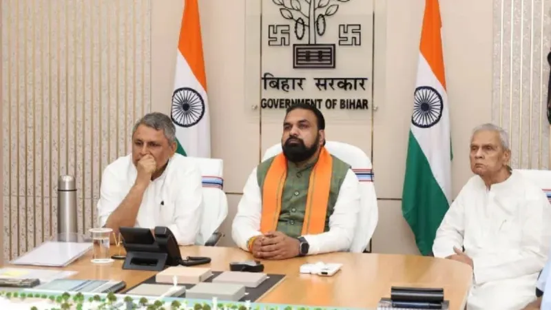 जमीन सर्वे नियमों में बदलाव, जजों के लिए नई गाड़ियां, कैशलेस इलाज... बिहार कैबिनेट में 27 एजेंडों पर मुहर