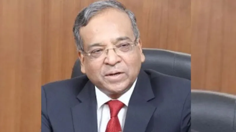 retired-ias-officer-dies-after-ac-blast-delhi-Hauz Khas fire