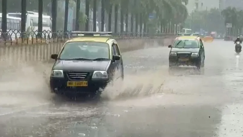 भीषण गर्मी से मिलेगी राहत, केरल के करीब पहुंचा मानसून, जानें दिल्ली-यूपी में कब होगी बारिश