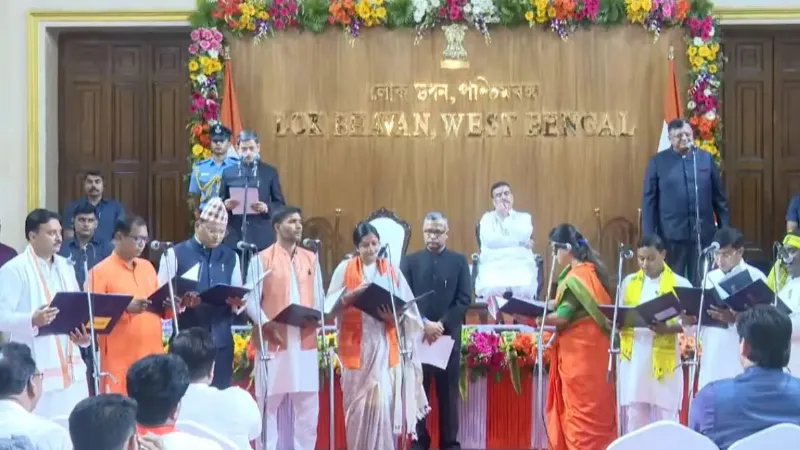 बंगाल में शुभेंदु अधिकारी की कैबिनेट का विस्तार, 35 विधायकों ने ली मंत्री पद की शपथ, देखें पूरी लिस्ट