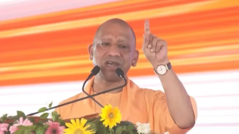 Ending both mafia and mosquitoes CM Yogi roared fiercely in Kushinagar name of Fazilnagar changed