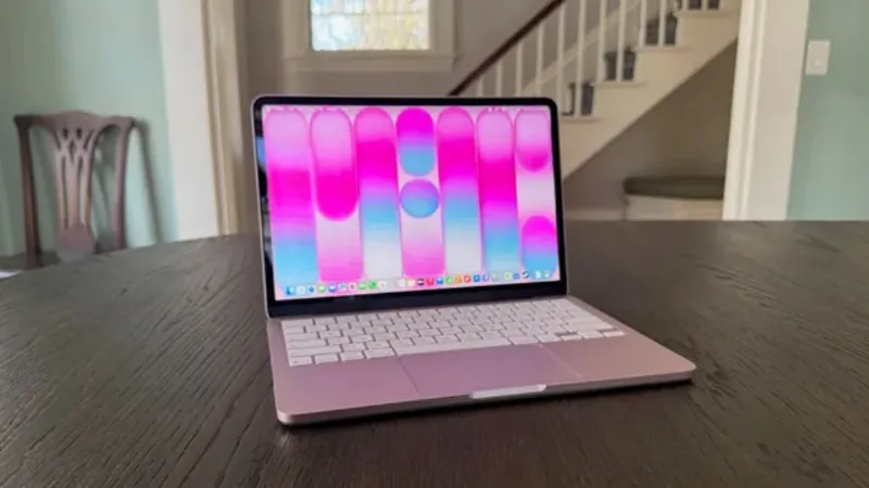 MacBook Neo पर धमाकेदार डिस्काउंट ऑफर, मिल रही छप्परफाड़ छूट, चेक करें डील की डिटेल्स