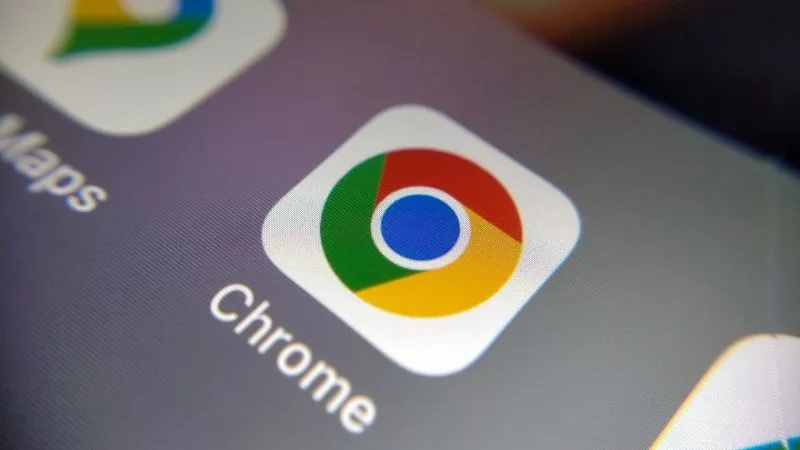 Chrome यूजर्स हो जाएं सावधान! फौरन कर लें ये जरूरी काम, वरना खतरे में पड़ सकता है आपका डेटा