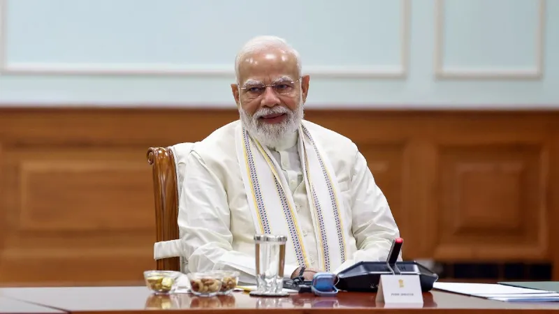 आयुष्मान भारत, उज्ज्वला योजना से मुफ्त राशन तक... 12 साल पूरे होने पर पीएम मोदी ने गिनाईं उपलब्धियां