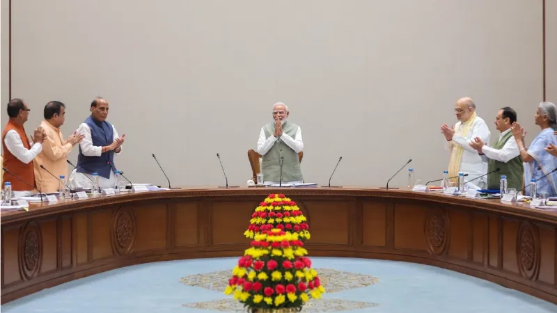 मोदी सरकार के 12 साल पूरे, कैबिनेट ने लिए कई बड़े फैसले, अहमदाबाद मेट्रो और अमरावती परियोजनाओं को मंजूरी