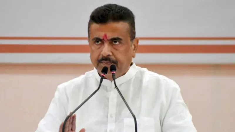 बंगाल में विभागों का बंटवारा; CM शुभेंदु के पास गृह, स्वपन दासगुप्ता को वित्त, जानें किसे क्या मिला