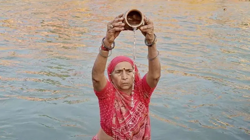 Somvati Amavasya 2026: कब है सोमवती अमावस्या? जानें पूजा, स्नान और दान का शुभ समय