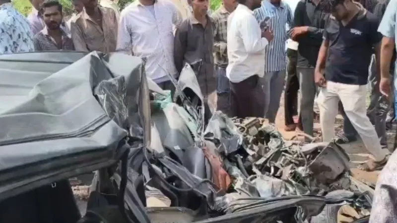 राजस्थान में दर्दनाक सड़क हादसा, बस और कार की टक्कर में चार सगे भाइयों की मौत