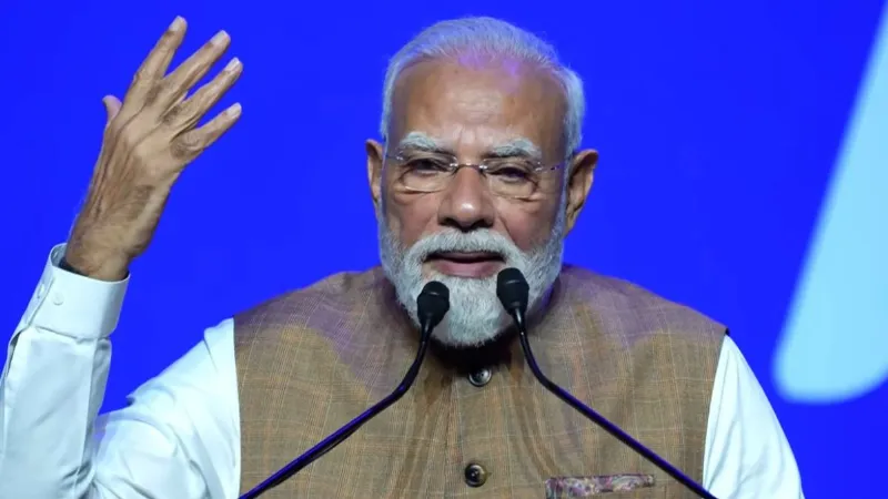 एक चाय वाले को पीएम बना दिया... पेरिस में प्रधानमंत्री मोदी ने बताई भारत के लोकतंत्र की शक्ति