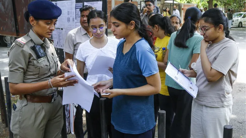 NEET री-एग्जाम के बाद अब रिजल्ट पर नजर, जानें कब आएंगे परिणाम, ऐसे चेक करें स्कोरकार्ड