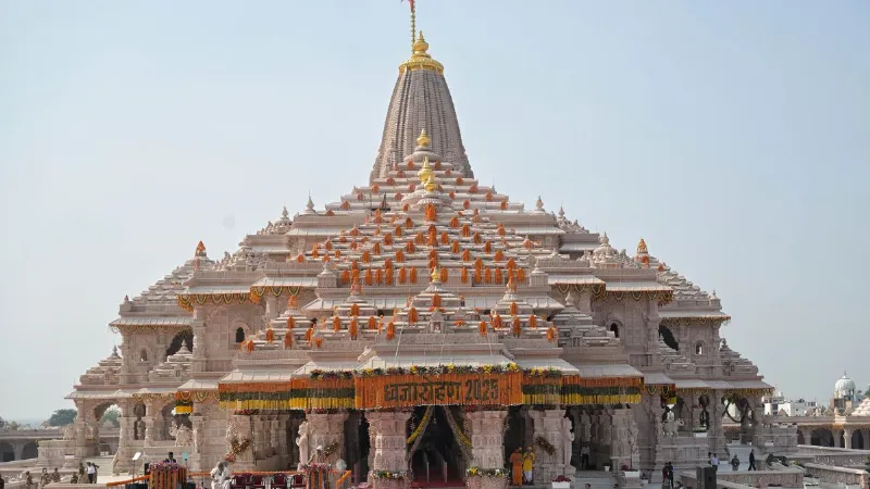 राम मंदिर चढ़ावा चोरी मामले में CM योगी का बड़ा एक्शन; ट्रस्ट कर्मी समेत सभी 8 आरोपित गिरफ्तार