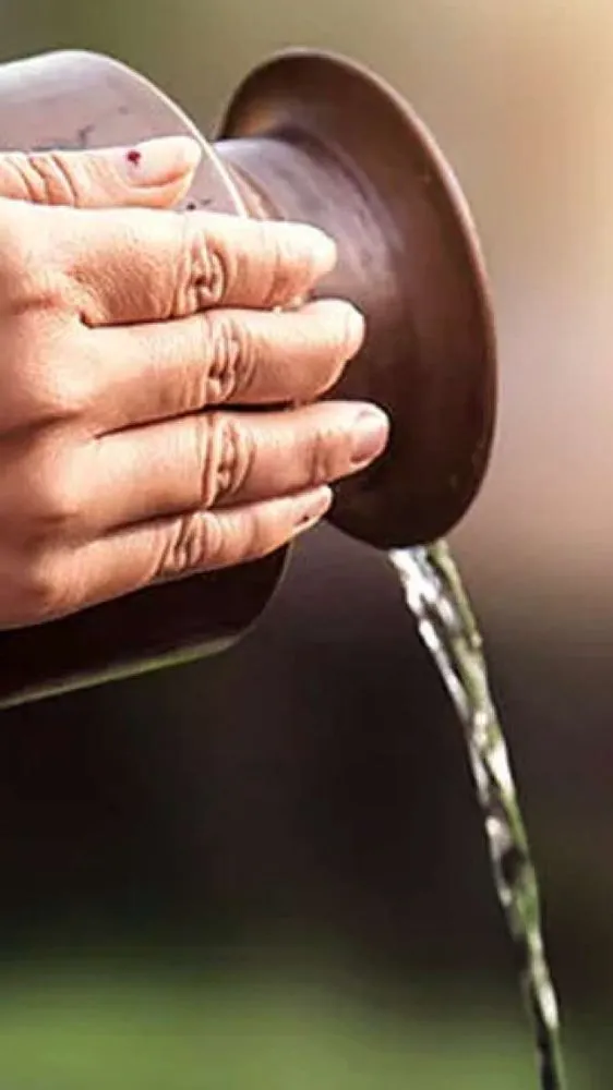 रविवार को सिर्फ सूर्यदेव ही नहीं, इन देवी-देवताओं की पूजा से भी मिलती है सुख-समृद्धि