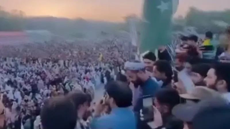 पाकिस्तान का टूटना तय! 600 लोगों की गिरफ्तारी के बाद PoK में प्रदर्शन तेज, भारत से की ये अपील