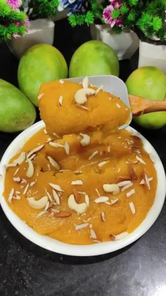 Mango Halwa Recipe: इस बार मैंगो शेक नहीं, बनाएं आम का लाजवाब हलवा