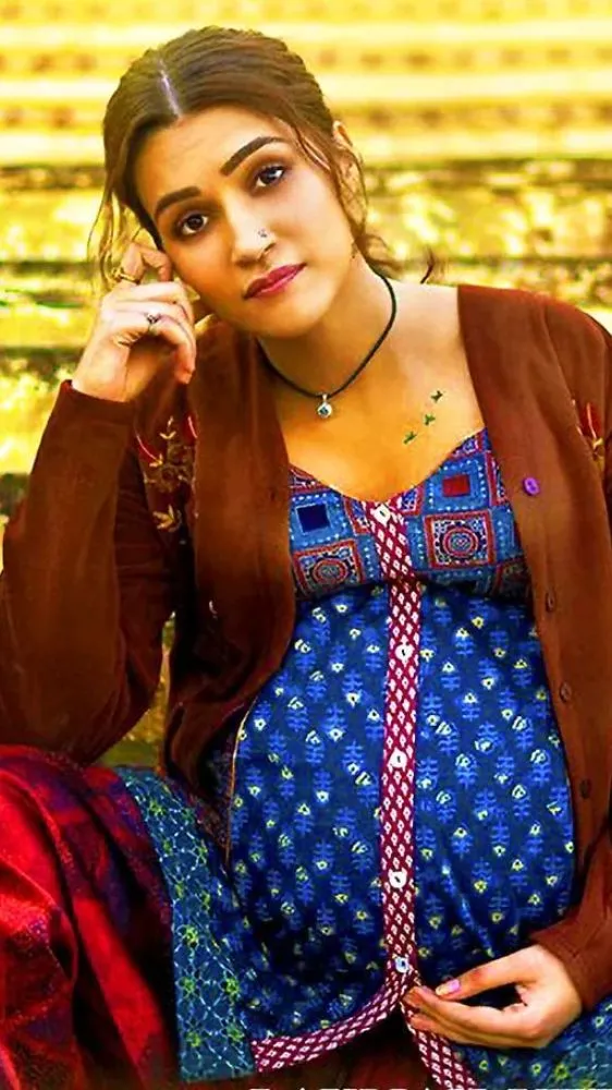कृति सेनन ने प्रेगनेंसी पर किया बड़ा खुलासा, सुनकर आप भी रह जाएंगे दंग!
