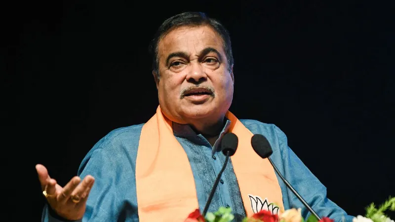 E20 Petrol: 'एक भी कार का नाम बताइए जिसमें एथनॉल से दिक्कत आई हो', नितिन गडकरी ने आलोचकों को दी चुनौती