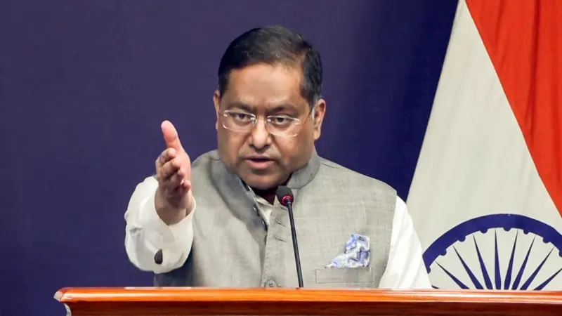 ईरान ने होर्मुज में कमर्शियल जहाज पर किया हमला, 11 भारतीय थे सवार, विदेश मंत्रालय ने दिया अपडेट