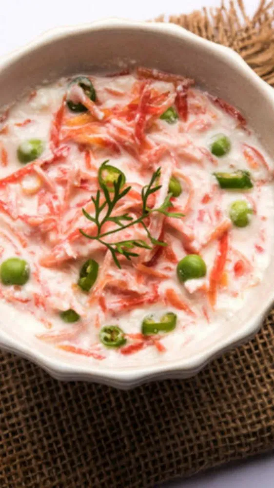रायता का नाम कैसे पड़ा? सुनने की एक छोटी-सी गलती ने रच दिया स्वाद का बड़ा इतिहास!