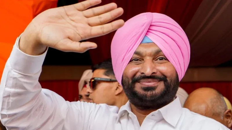 केंद्रीय मंत्री रवनीत सिंह बिट्टू ने रेल राज्य मंत्री पद से दिया इस्तीफा, राष्ट्रपति मुर्मू ने किया मंजूर