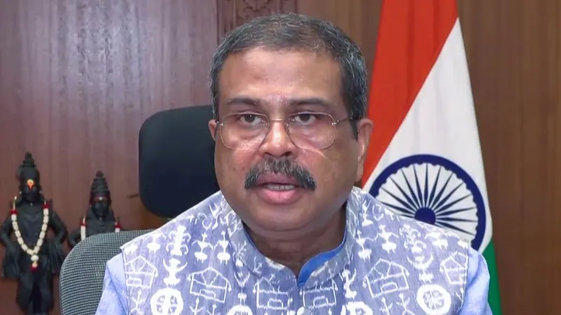 Dharmendra Pradhan Resign: धर्मेंद्र प्रधान ने शिक्षा मंत्री के पद से दिया इस्तीफा, पीएम मोदी को भेजा त्यागपत्र