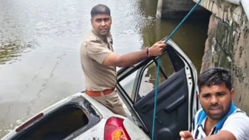 मध्य प्रदेश के राजगढ़ में दर्दनाक हादसा, तालाब में गिरी कार, 5 लोगों की मौत