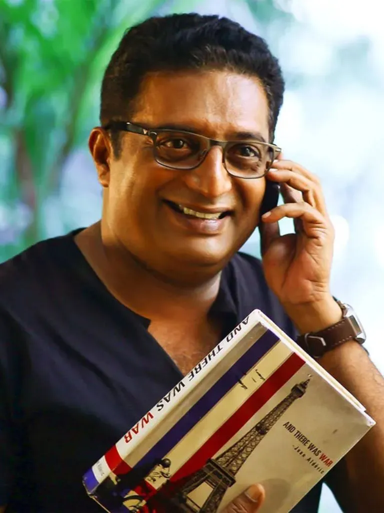 सिर्फ राजनीति नहीं, बड़े पर्दे पर भी छाया 'शिक्षा मंत्री' का दम! इन 7 सितारों ने निभाया यादगार किरदार सिर्फ राजनीति नहीं, बड़े पर्दे पर भी छाया 'शिक्षा मंत्री' का दम! इन 7 सितारों ने निभाया यादगार किरदार