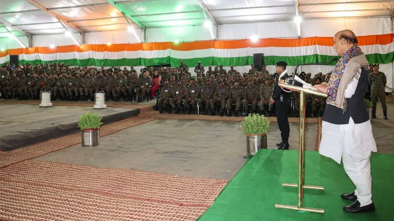 'भारत सेमीकंडक्टर बना रहा और पाकिस्तान आत्मघाती बम...' कारगिल विजय दिवस पर गरजे राजनाथ सिंह