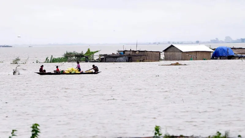 Assam Flood: असम में बाढ़ का कहर, 810 गांव पानी में डूबे; 6.54 लाख लोग बेहाल, 66 की मौत