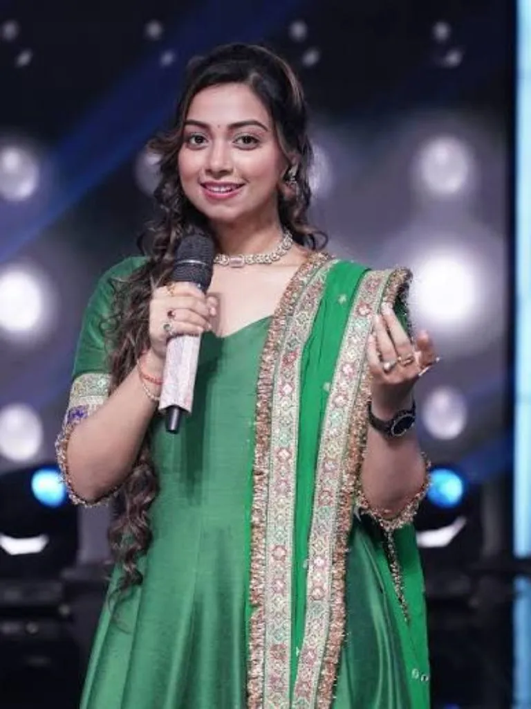 कैंसर मरीजों की हिम्मत बनीं, अब बनीं Indian Idol 16 की विनर! जानें ज्योतिर्मयी नायक की प्रेरणादायक कहानी