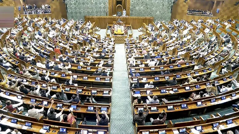 Parliament Monsoon Session: संसद में आज एंटी पेपर लीक बिल पर बहस, छात्रों से जुड़े मुद्दों पर होगी बड़ी चर्चा
