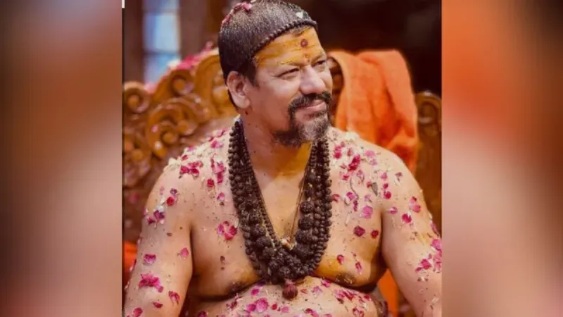 देश का सबसे बड़ा गुरु दीक्षा महोत्सव, आचार्य महामंडलेश्वर स्वामी कैलाशानंद गिरी जी महाराज के सान्निध्य में हजारों श्रद्धालुओं ने ग्रहण की गुरु दीक्षा