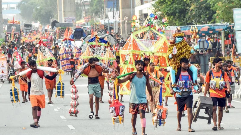Kanwar Yatra 2026: कांवड़ यात्रा के दौरान UP में बदलेगा ट्रैफिक सिस्टम, घर से निकलने से पहले जान लें सबकुछ