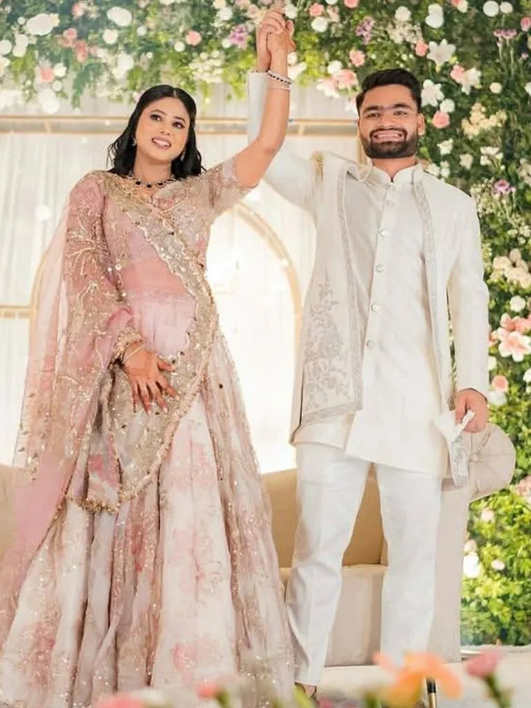 Rinku Singh Priya Saroj Love Story: पहली मुलाकात से सगाई तक, जानिए कैसे शुरू हुई Rinku Singh और प्रिया की खूबसूरत प्रेम कहानी Rinku Singh Priya Saroj Love Story: पहली मुलाकात से सगाई तक, जानिए कैसे शुरू हुई Rinku Singh और प्रिया की खूबसूरत प्रेम कहानी