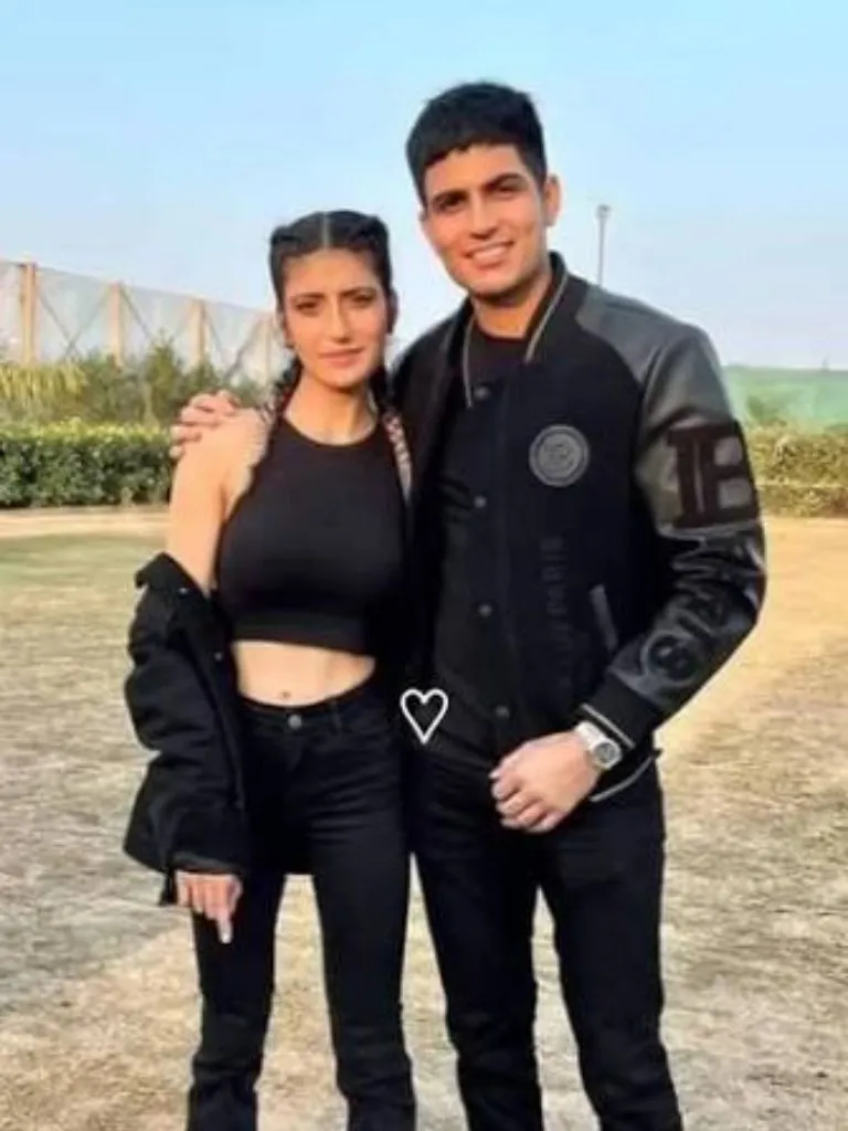 क्रिकेट से OTT तक... कौन हैं शुभमन गिल की बहन शाहनील गिल, जो 'द ट्रेटर्स 2' में मचाएंगी धमाल? क्रिकेट से OTT तक... कौन हैं शुभमन गिल की बहन शाहनील गिल, जो 'द ट्रेटर्स 2' में मचाएंगी धमाल?