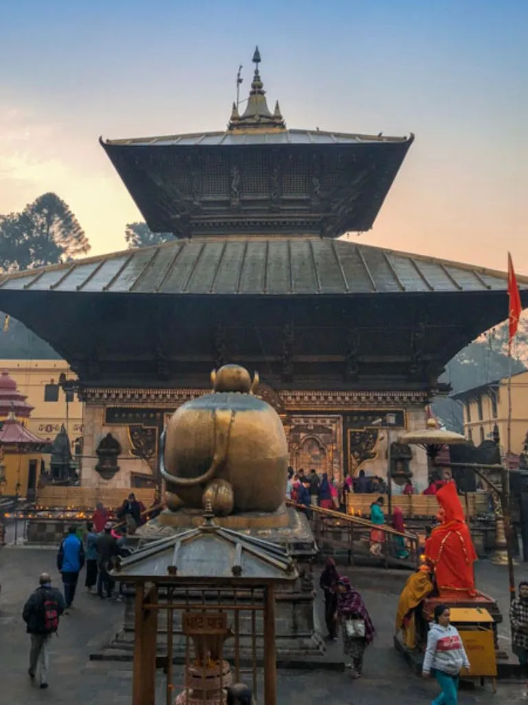 अगर हैं शिव भक्त, तो जीवन में एक बार जरूर करें महादेव के इन 7 विश्व प्रसिद्ध मंदिरों के दर्शन अगर हैं शिव भक्त, तो जीवन में एक बार जरूर करें महादेव के इन 7 विश्व प्रसिद्ध मंदिरों के दर्शन